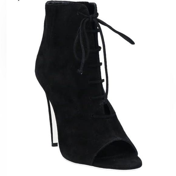 OFF-WHITE™
Ankle boot - Picture 2 of 4